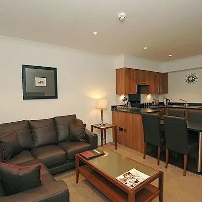 Stewart By Heeton Concept - Aparthotel Edinburgh 4*,