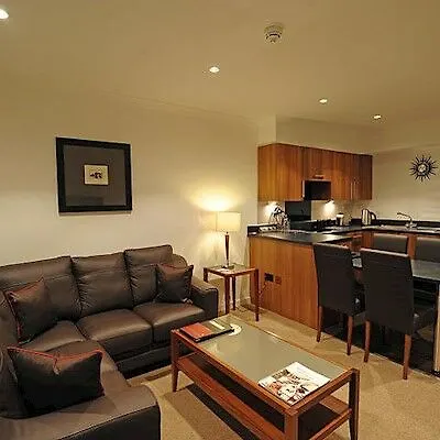 Stewart By Heeton Concept - Aparthotel Edinburgh 4*,  Birleşik Krallık
